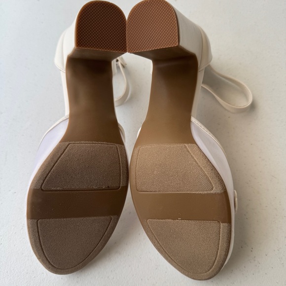 Lauren Conrad HYDRANGEA2 White Petal Block Heels Women's Shoes Size 9.5 WEDDING - Picture 6 of 12